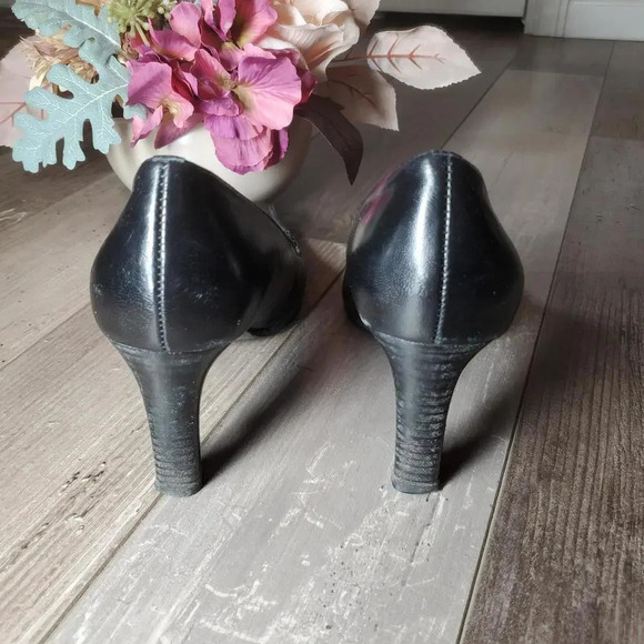 Connie Black Leather Pointy High Heel Classic Pumps US Sz 7M 3" Heel - Picture 2 of 11